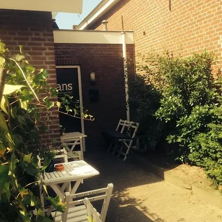 Casa de hóspedes Bij Jans 3*