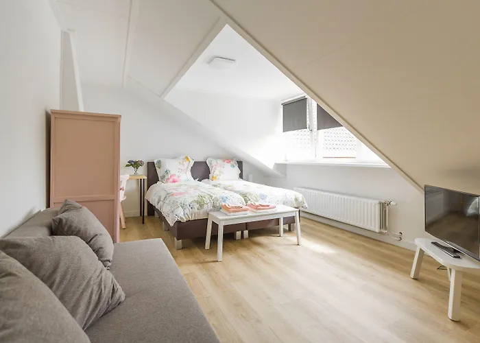 Guest house Bij Jans 3*