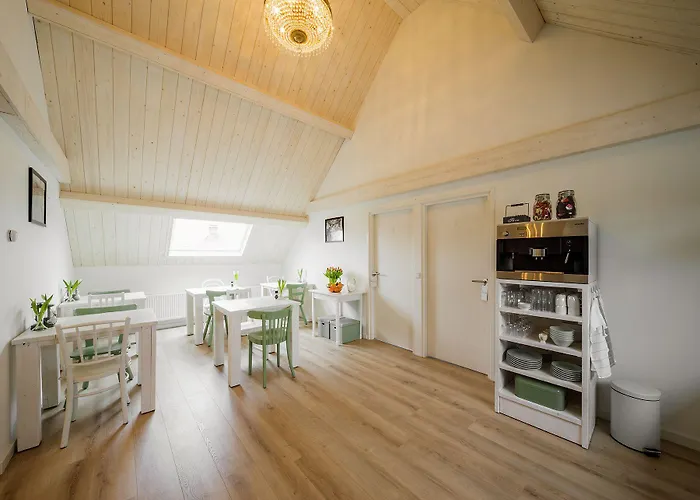 Bij Jans Guest house 3*