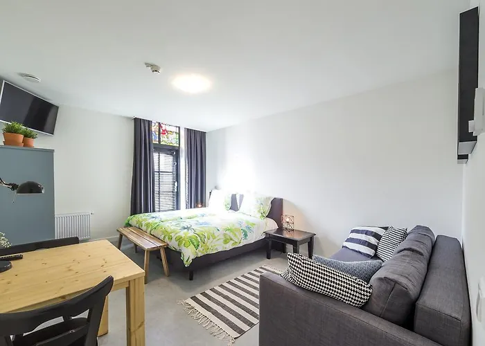 Guest house Bij Jans 3*