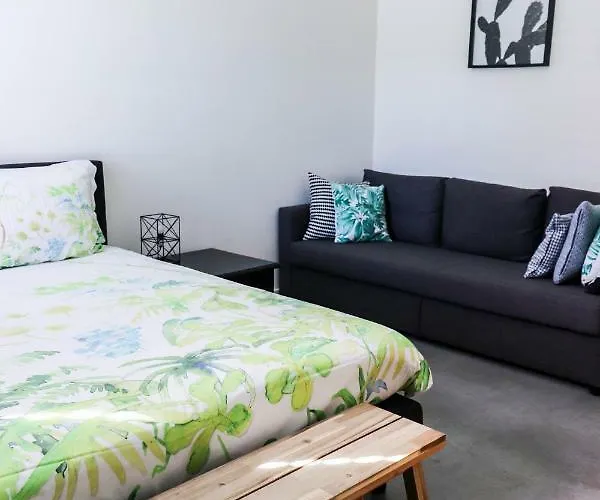 Bij Jans Πανσιόν