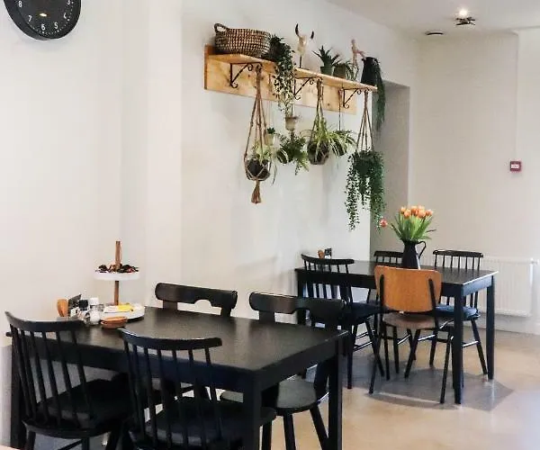 Guest house Bij Jans 3*