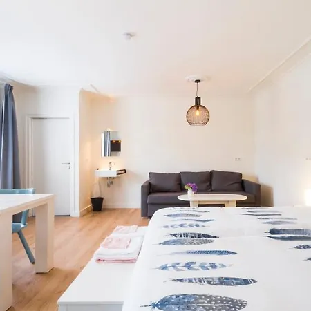 Bij Jans 게스트하우스 3*