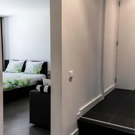 Bij Jans 게스트하우스 힐바렌빅