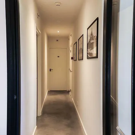 Bij Jans 힐바렌빅