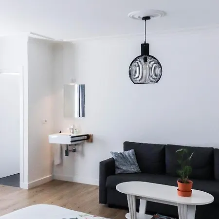 게스트하우스 Bij Jans 힐바렌빅