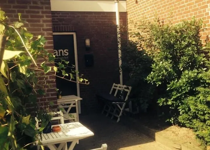 בית הארחה Bij Jans 3*