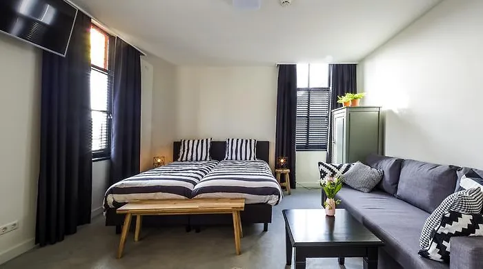 Bij Jans הילווארנבייק